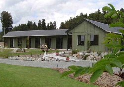 Picture of Lake Brunner Country Motel, Cabins & Campervan Park, Westcoast