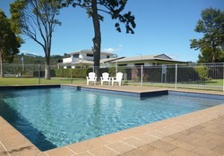 P1030503 (Medium) - Outdoor seasonal swimming pool