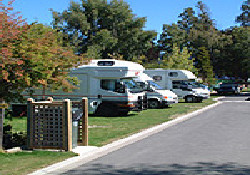 Picture of Te Anau Mountain View Top 10 Holiday Park, Southland