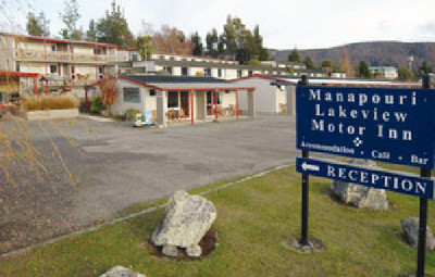 Picture of Manapouri Lake View Motel &amp; Motor Park, Southland