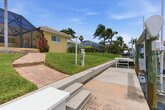 A Florida House Villa