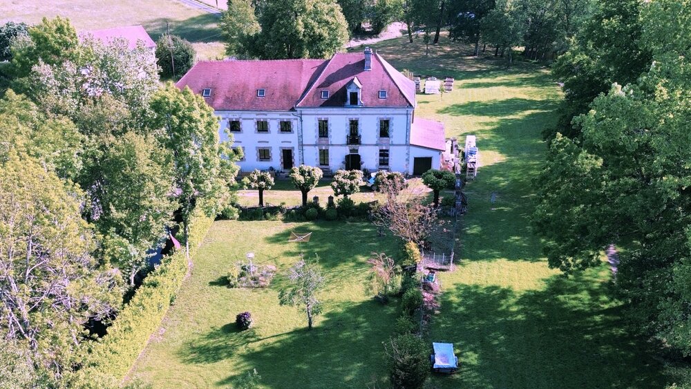 Family holiday gite with pool, Dordogne