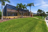 A Florida House Villa