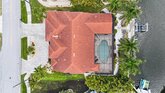 A Florida House Villa