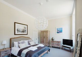 Master Bedroom with En-Suite