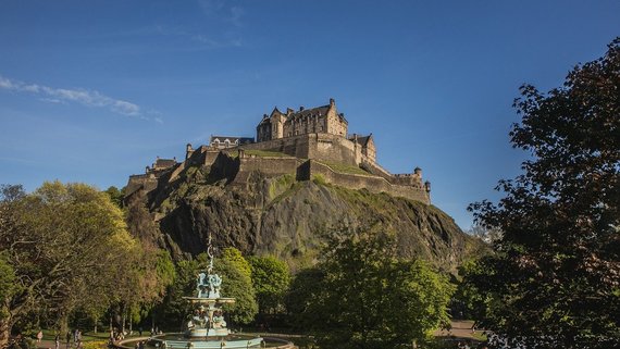 Rediscover Edinburgh (© @eduardovieiraphoto Pixabay)