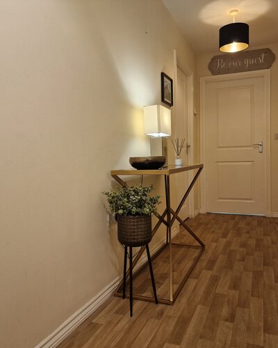 20240530_153048 - Inviting hallway in EDINBURGH rental
