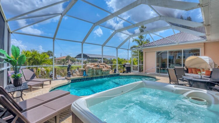 A Florida House Villa (© StreamLine VRS)