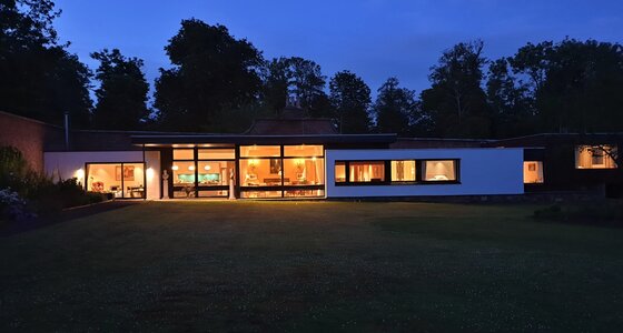 Historic Architecture with Modern Comforts - The property's unique blend of mid-century modern design and historical elements provides guests with a luxurious yet character-rich experience.​