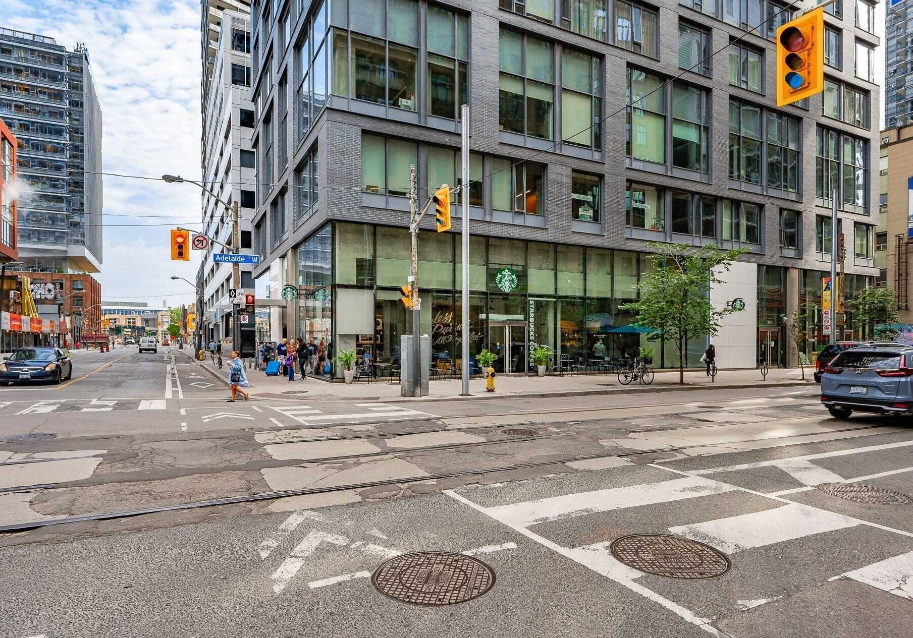 Luxury Condo Studio on Peter St Downtown Toronto