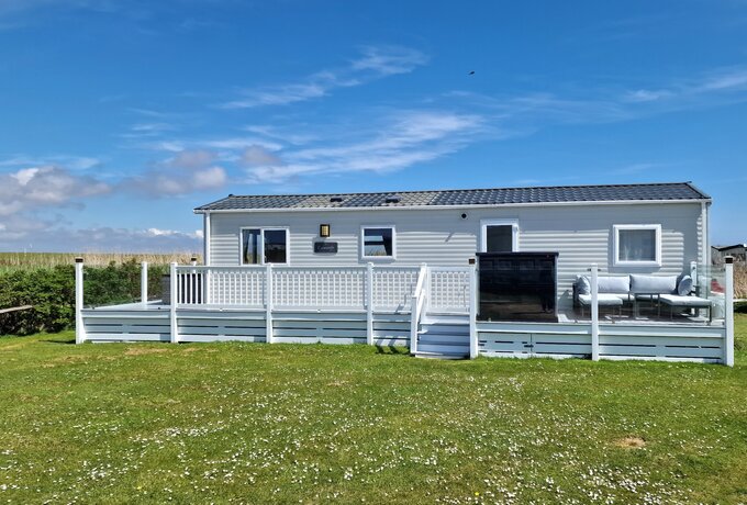 Outside View of Seal Bay Retreat - Outside view of Seal Bay Retreat