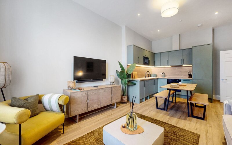 01 - 75-web-or-mls-96 Bath Street The Sauchie_76