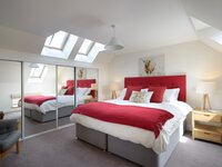 Bedroom 3 - Linked twin beds