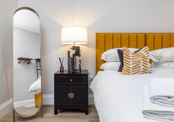 16 - 61-web-or-mls-96 Bath Street The Steamie_30