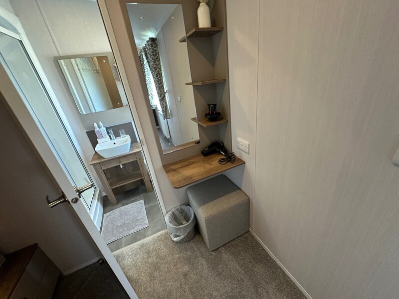 bedroom en suite