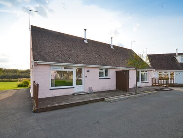 Front - Seaview - Wight Holiday Lettings