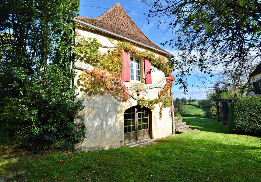 Self catering family holiday cottage, Dordogne