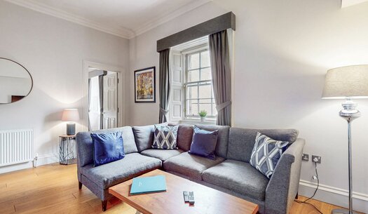16-web-or-mls-242 West George Street Lomond_16