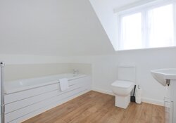 Westend Place - bathroom