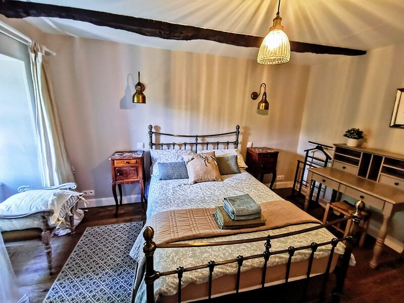 6cd24545-d038-4cb1-bdcf-513790432e51