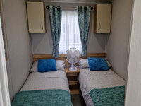 Ashurst-holiday-caravan-twin-bed