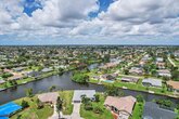 A Florida House Villa