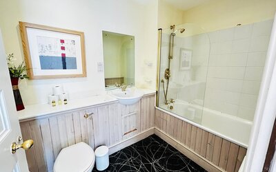 c1ba3de8-8f49-44dd-ae3d-96e10d382c68 c1ba3de8-8f49-44dd-ae3d-96e10d382c68