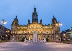 Merchants- City Chambers and George Square