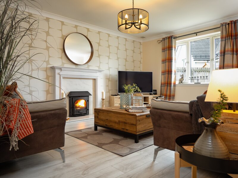 Aviemore Lodge with hot tub - Eagle Lodge
