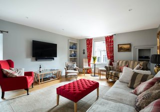 The Calton Residence - Edinburgh Holiday Apartment