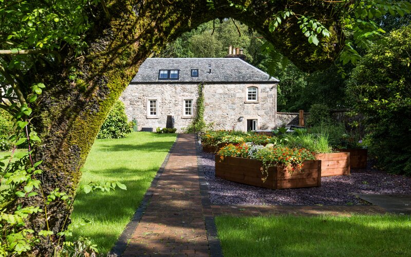 119 - Beautiful Entrance