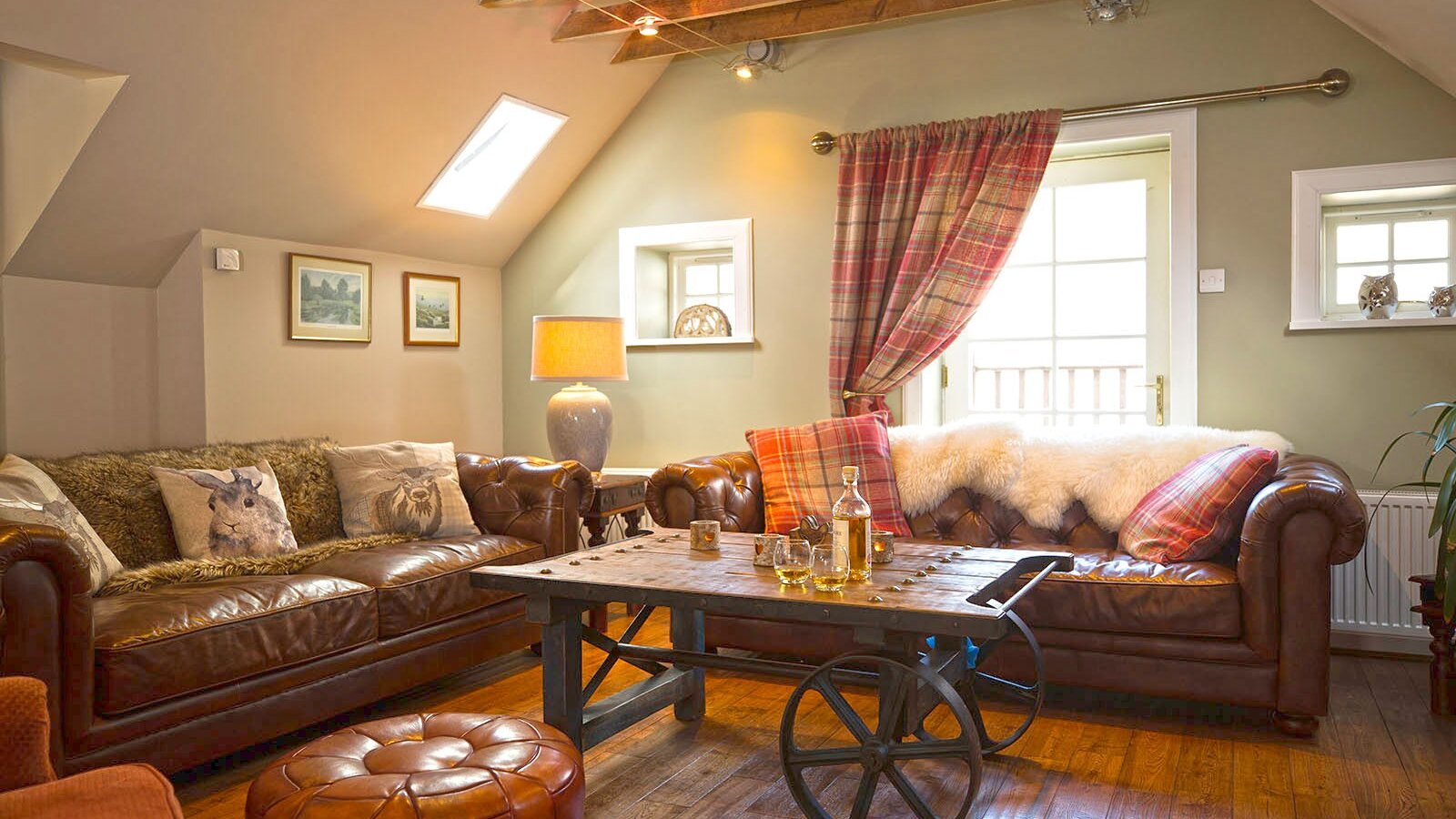 The Maltings - luxury lodge Nethy Bridge - Relax in the lounge at the Maltings