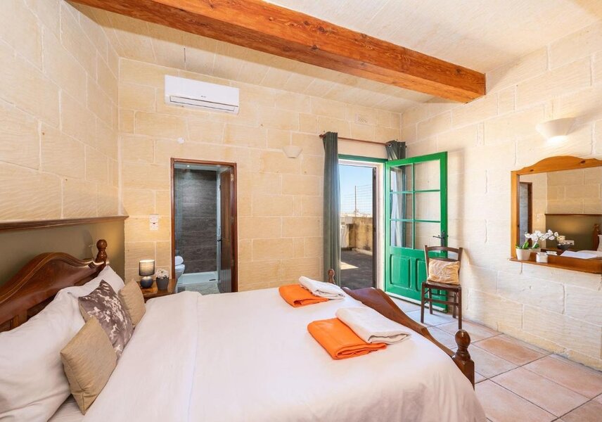 Double Bedroom again