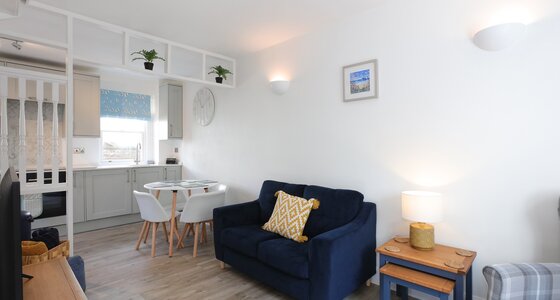 Smugglers Cove - Bright and airy open plan living room/kitchen/dining area in North Berwick.