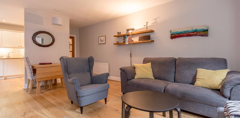 Dean Path 1 - Contemporary open plan living room and kitchen in family Edinburgh holiday let