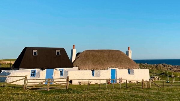 Balevullin Beach Thatch - Balevullin Beach Thatch - Balevullin Beach Thatch (© Balevullin Beach Thatch)