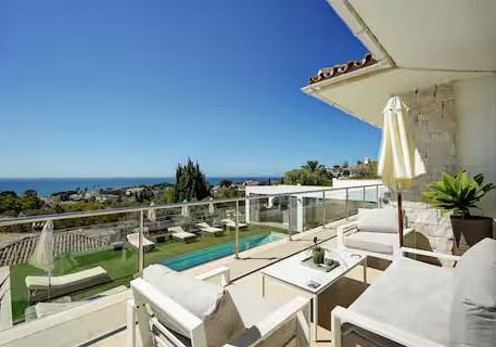 Sea view balcony terrace