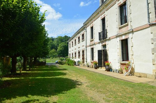 Maison de vacances privée sur une île en Dordogne. - Location de vacances privée sur une île privée en Dordogne (© Voila Villas France)