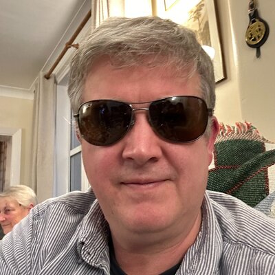 Photo of Robin Morris - A photo of Robin in his nice new sunglasses (© 2023 Robin Morris)