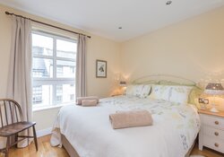 25702_OldTolboothWynd14