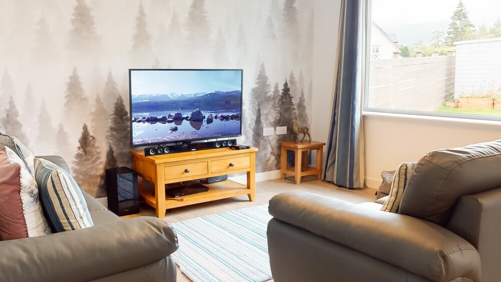 Alpine View - family friendly holiday home in Aviemore - living space