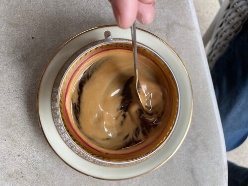 Café à La Cabane, Hautefort
