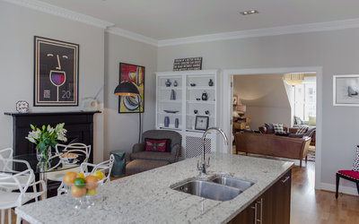 Specious Kitchen in a Corporate Stay - Contemporary Kitchen. Family-friendly and well-suited for business and corporate travellers (© The Edinburgh Address)