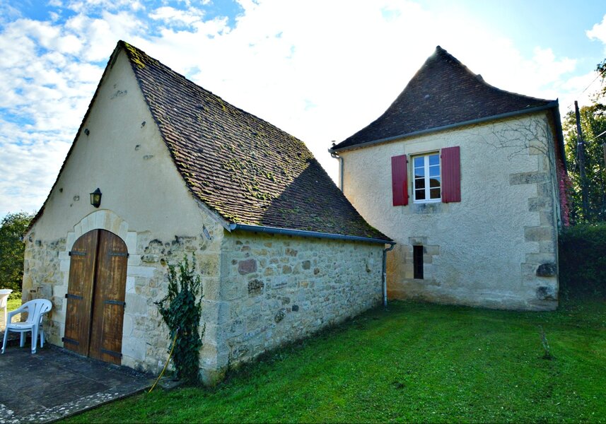 Pet friendly holiday villa in Dordogne