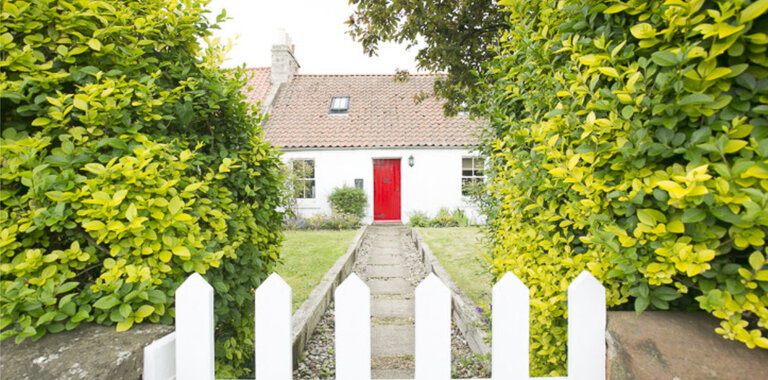 Driftwood Cottage, stunning 3 bedroom pet friendly holiday cottage in East Linton, near North Berwick - Welcome to Driftwood Cottage! (© Coast Properties)