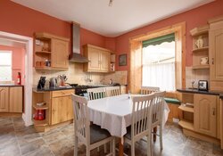 Lorne_Square-edit-25