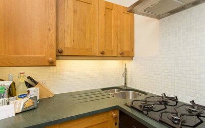 401419-saxe-coburg-apartment-4