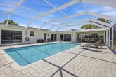 A Florida House Villa