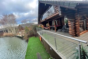 B7928D02-D205-463F-92EC-B1FD4A9D89B3