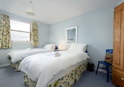 Lorne_Square-edit-33